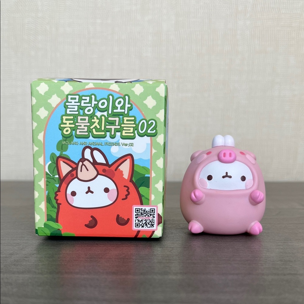 MOLANG BLIND BOX: MOLANG AND ANIMAL FRIENDS VERSION 02